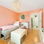 Apartament Wohnen Auf Zeit, Stilvolles Mit Balkon & Parkplatz Nahe Frankfurt Hanau