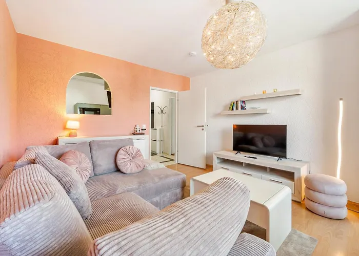 Wohnen Auf Zeit, Stilvolles Apartment Mit Balkon & Parkplatz Nahe Frankfurt Apartmán *